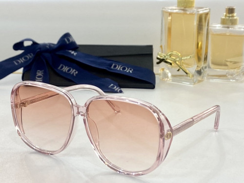 Dior Sunglasses AAAA-761