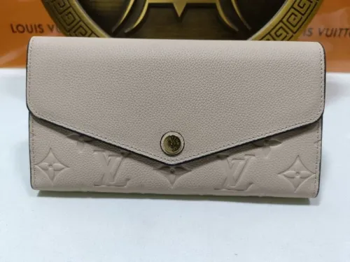 Super Perfect LV Wallet-159