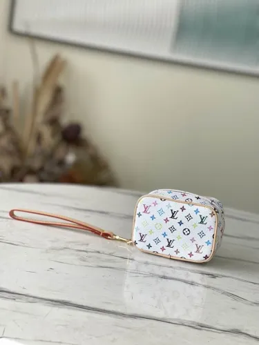 Super Perfect LV Wallet-410
