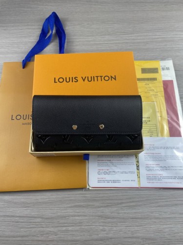 Super Perfect LV Wallet-187