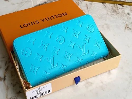 Super Perfect LV Wallet-505