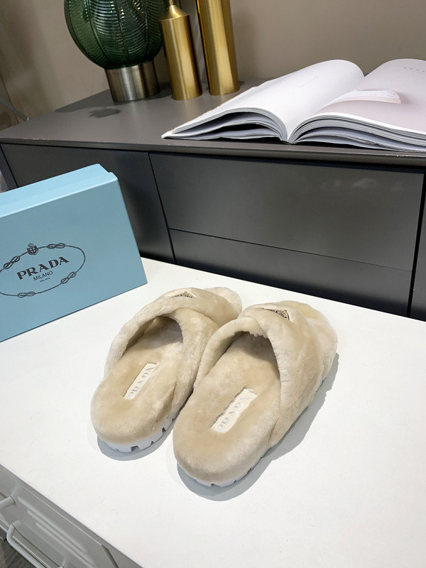 Prada women shoes 1：1 quality-385