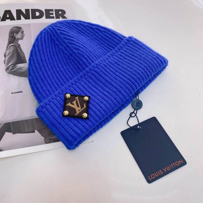 LV beanies AAA-017