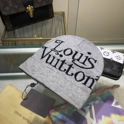 LV beanies AAA-105