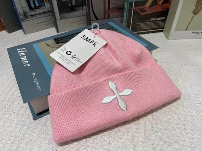 LV beanies AAA-043