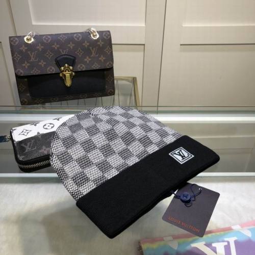 LV beanies AAA-121