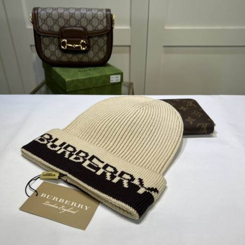 Burberry Beanies-017