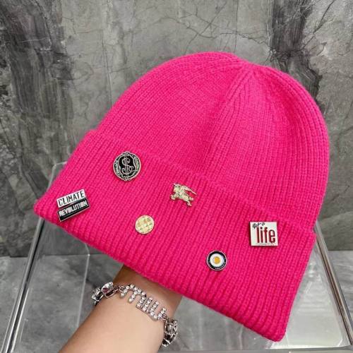 Burberry Beanies-008