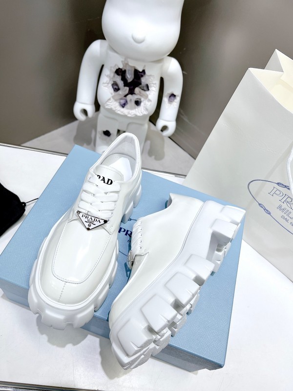 Prada women shoes 1：1 quality-400