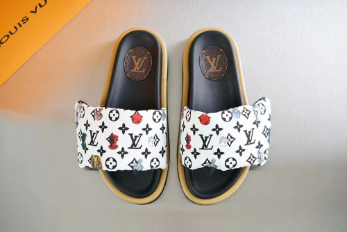 LV men slippers AAA-1156