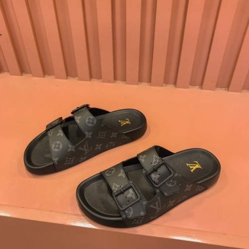 LV Sandals 1：1 Quality-527