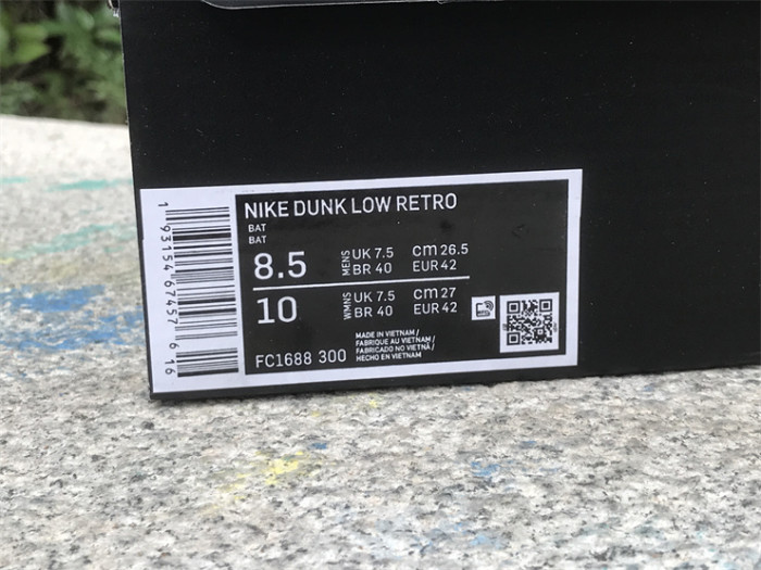 Authentic Nike Dunk Low Bat