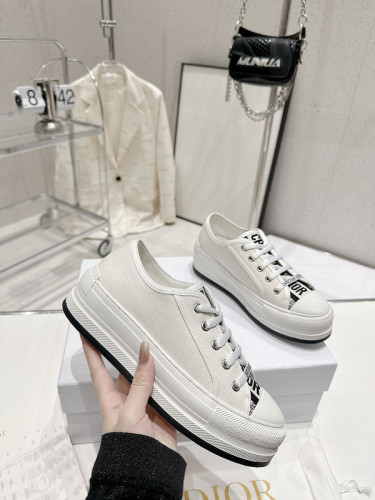 Dior Women Shoes 1：1 quality-479