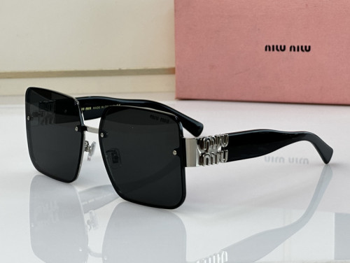Miu Miu Sunglasses AAAA-427