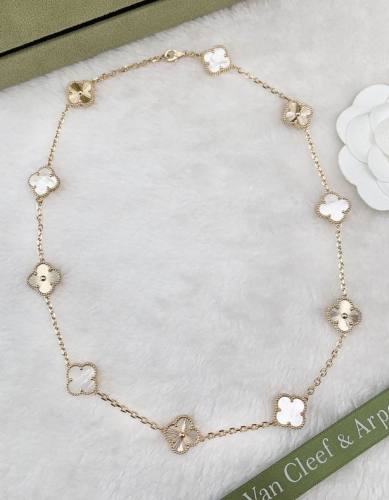 Van Cleef & Arpels Necklace-131