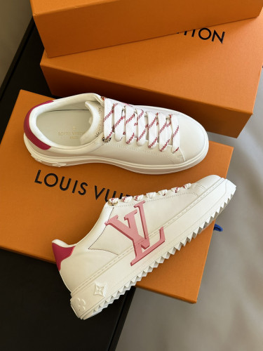 LV Women Shoes 1：1 Quality-915