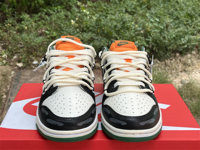 Authentic Nike Dunk Low White Black Green