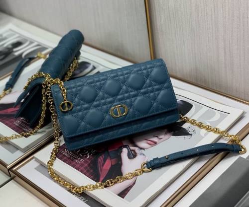 Dior Handbags AAA-135