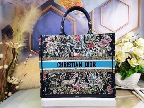 Dior Handbags AAA-276