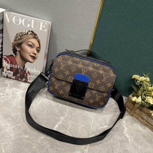 LV Hangbags AAA Men-056