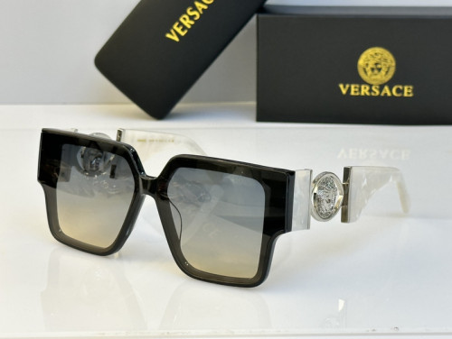 Versace Sunglasses AAAA-1771