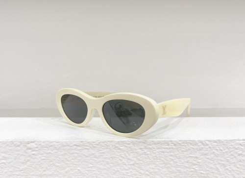 LV Sunglasses AAAA-2620