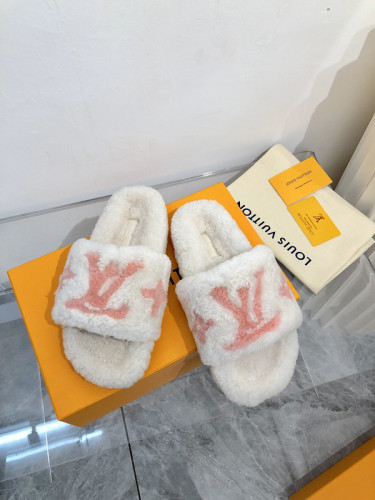 LV women Sandals 1：1 Quality-617