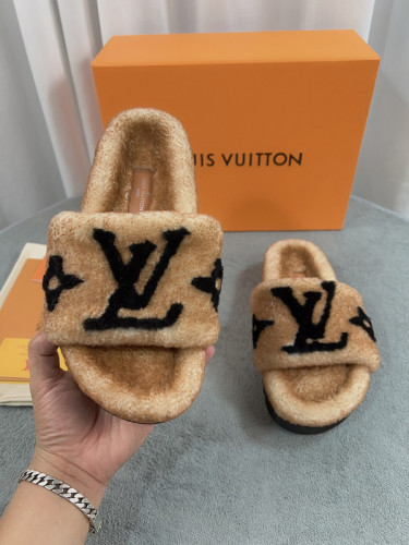 LV women Sandals 1：1 Quality-594
