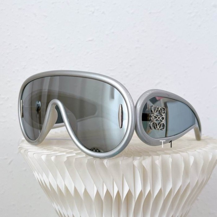 Loewe Sunglasses AAAA-063