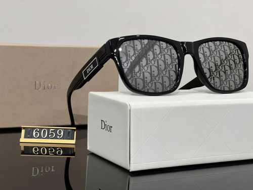 Dior Sunglasses AAA-642