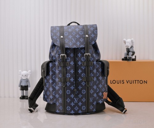 LV Backpack 1：1 Quality-115