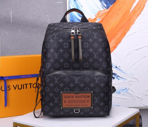 LV Backpack 1：1 Quality-096