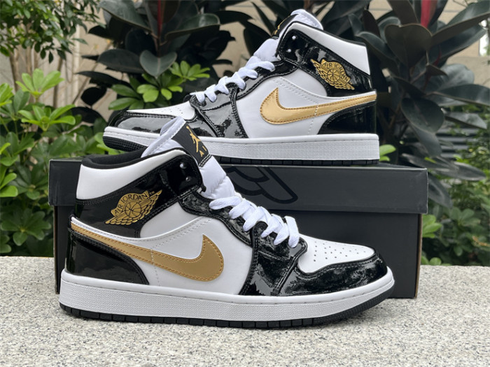 Authentic Air Jordan 1 Mid Black Metallic Gold