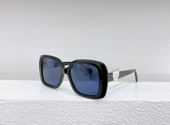 CHNL Sunglasses AAAA-2849