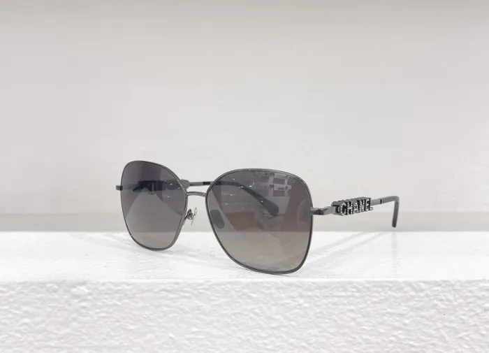 CHNL Sunglasses AAAA-3268