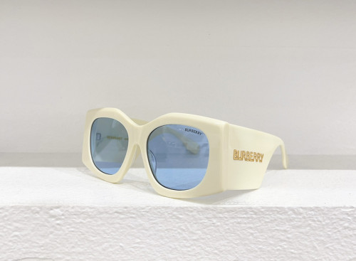 Burberry Sunglasses AAAA-1998