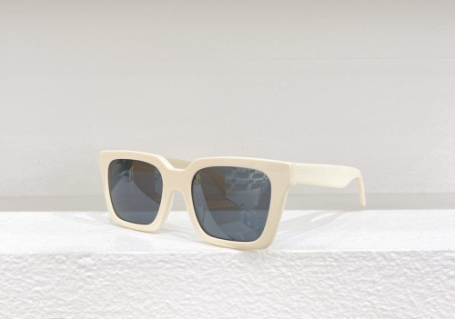 Off white Sunglasses AAAA-672