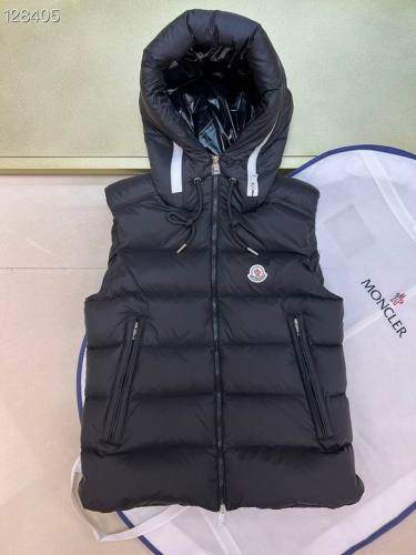 Moncler Down Vest men-157