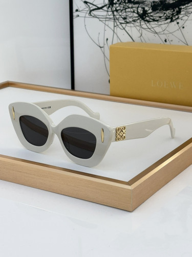 Loewe Sunglasses AAAA-301