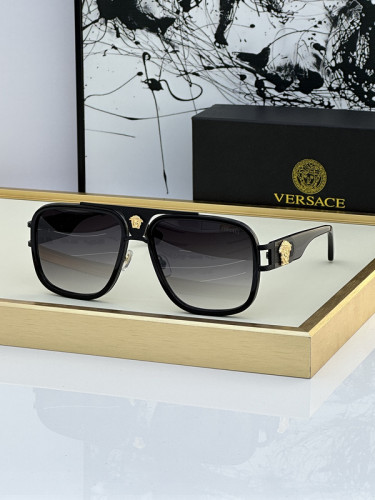 Versace Sunglasses AAAA-2226