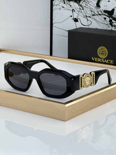 Versace Sunglasses AAAA-2213