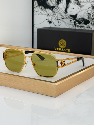 Versace Sunglasses AAAA-2232