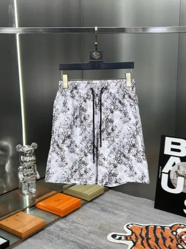 LV Shorts-642(M-XXXL)