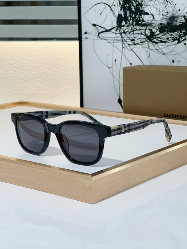 Burberry Sunglasses AAAA-2431