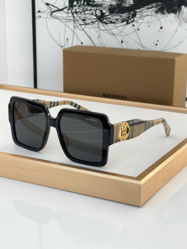 Burberry Sunglasses AAAA-2395