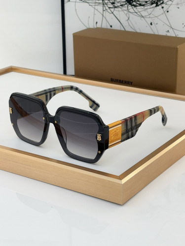 Burberry Sunglasses AAAA-2468