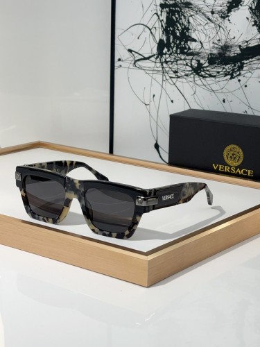Versace Sunglasses AAAA-2300