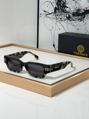 Versace Sunglasses AAAA-2306