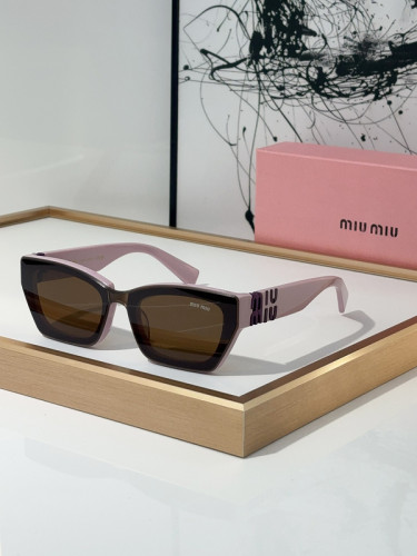 Miu Miu Sunglasses AAAA-812