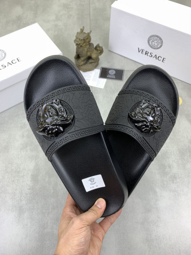 Versace men slippers AAA-306